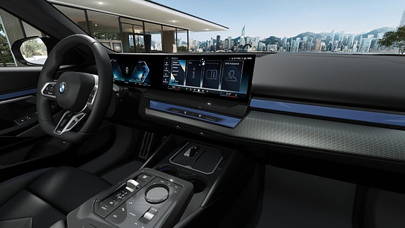 BMW 530e 13 of 13
