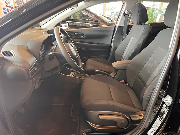 Hyundai i20 9 of 17