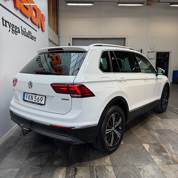 Volkswagen Tiguan 4 of 12