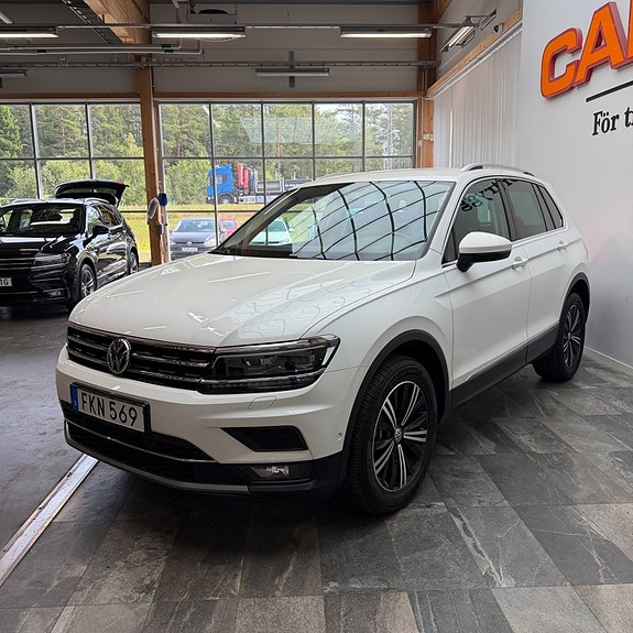 Volkswagen Tiguan 5 of 12