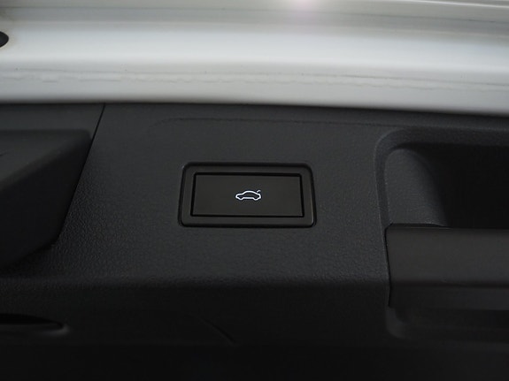 Volkswagen Passat 27 of 28