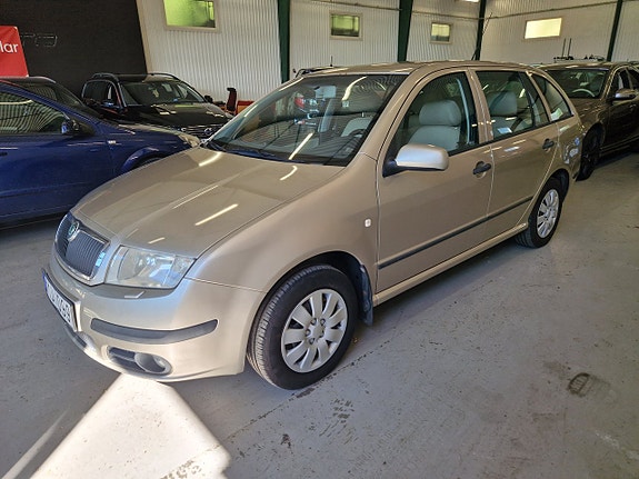 Skoda Fabia 10 of 13