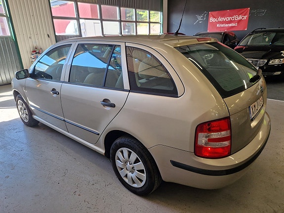 Skoda Fabia 4 of 13