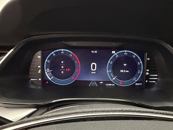 Skoda Octavia Scout 15 of 30