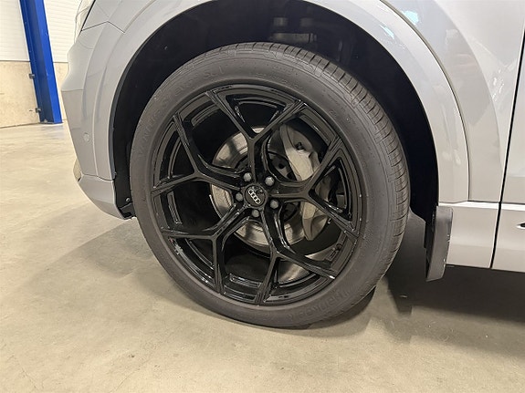 Audi Q8 22 of 24