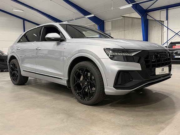 Audi Q8 7 of 24