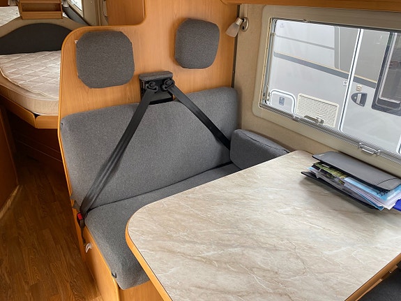 Kabe Travel Master Alkov 8 of 17