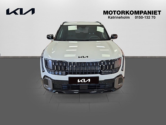 Kia Seltos 2 of 5