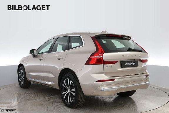 Volvo XC60 3 of 5