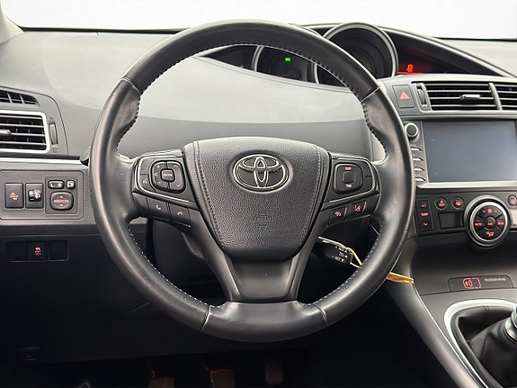 Toyota Verso 10 of 24