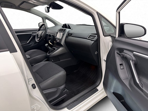 Toyota Verso 17 of 24