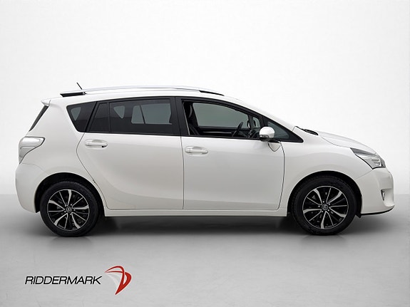 Toyota Verso 4 of 24