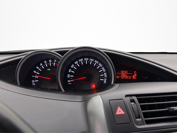 Toyota Verso 13 of 24