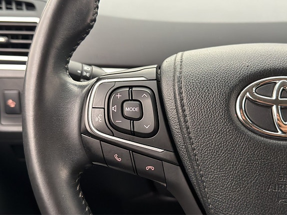 Toyota Verso 12 of 24