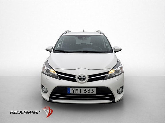 Toyota Verso 2 of 24