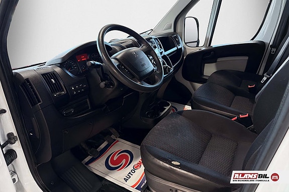 Peugeot Boxer 5 of 5