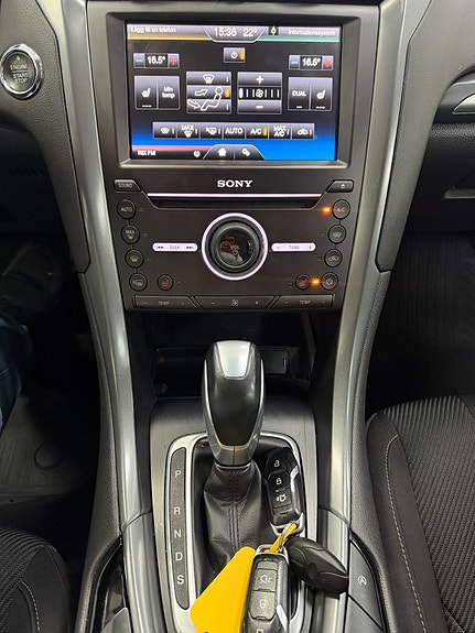 Ford Mondeo 9 of 21