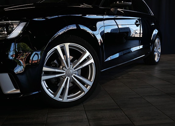 Audi A3 6 of 16