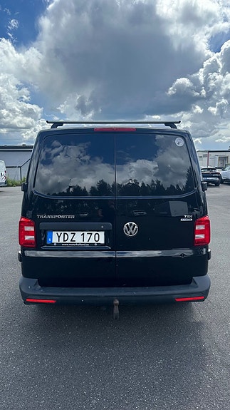 Volkswagen Transporter 3 of 5