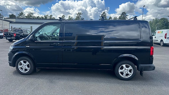 Volkswagen Transporter 4 of 5