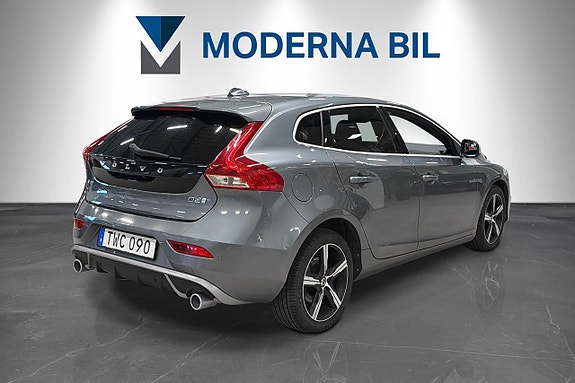 Volvo V40 6 of 25