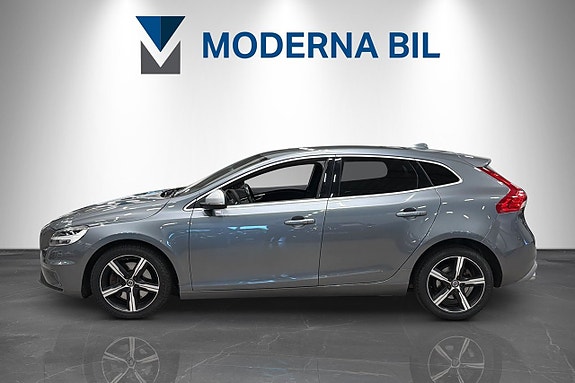 Volvo V40 3 of 5