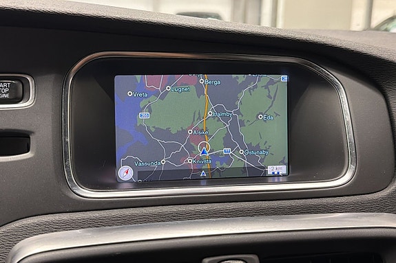 Volvo V40 14 of 25