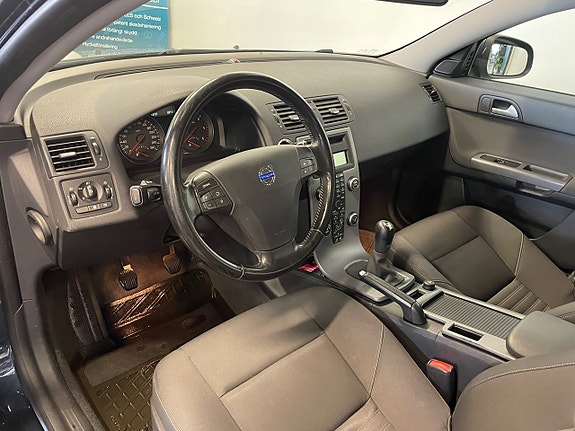 Volvo V50 5 of 5