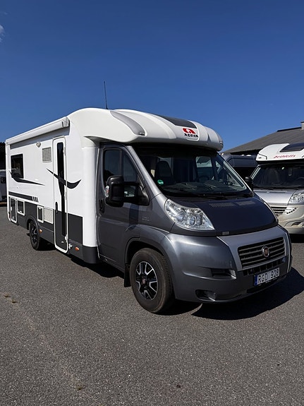 Adria Coral S670 SLL U-SOFFA, 2 x SOLCELL, EL-GOLVV