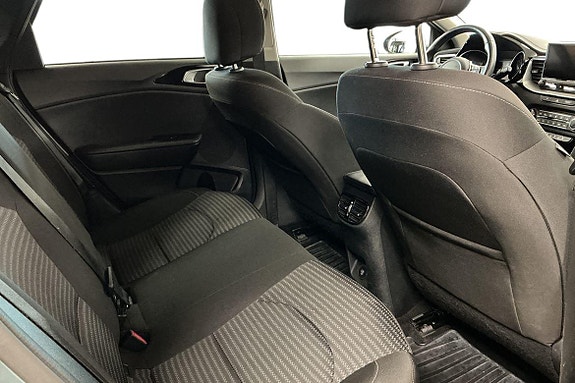 Kia Ceed 16 of 27