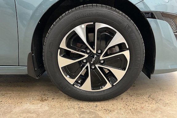 Kia Ceed 10 of 27