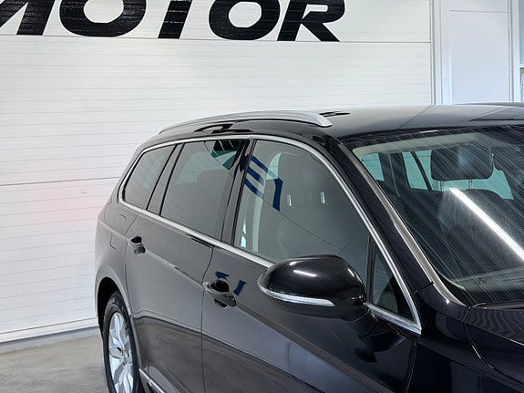 Volkswagen Passat 7 of 23