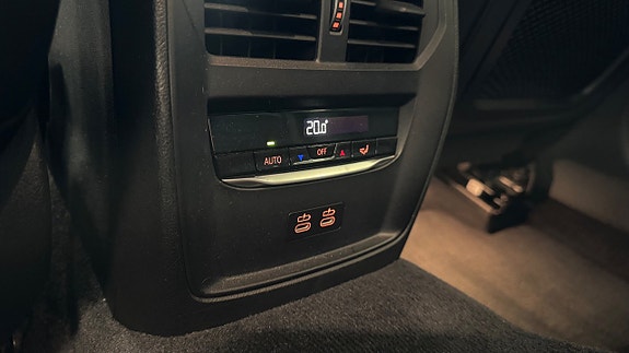 BMW 320d 8 of 16