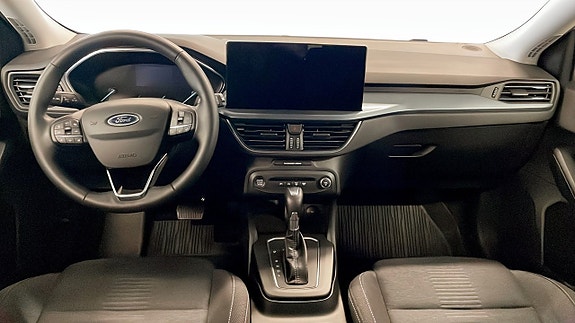Ford Focus 4 of 12