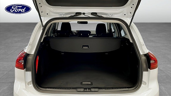 Ford Focus 10 of 12