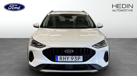 Ford Focus 8 of 12