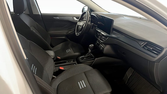 Ford Focus 3 of 12