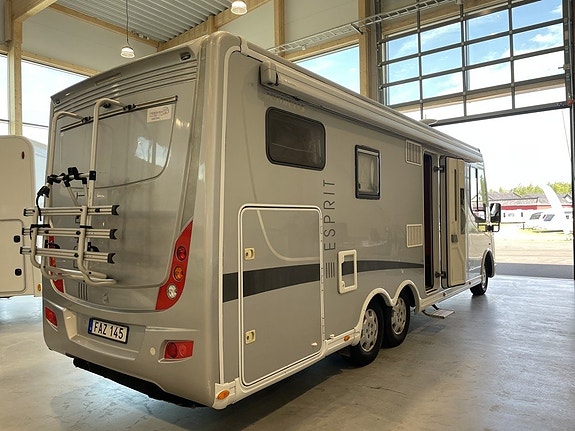 Dethleffs Esprit 7870 /Solcell x2/ALDE/3.0L 160hk kedja/5000kg/Ugn 2 of 14