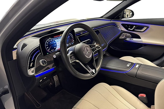 Mercedes-Benz E300 de 9 of 26