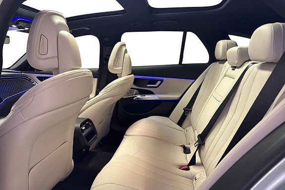 Mercedes-Benz E300 de 17 of 26