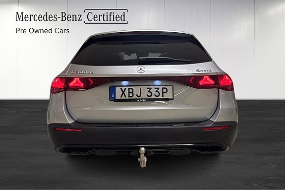 Mercedes-Benz E300 de 5 of 26