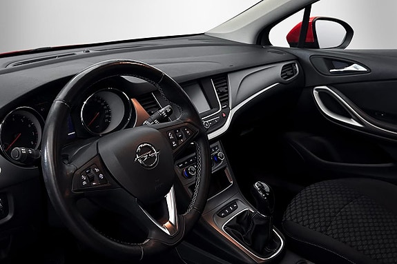 Opel Astra 4 of 5
