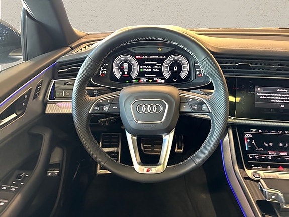 Audi Q8 6 of 13