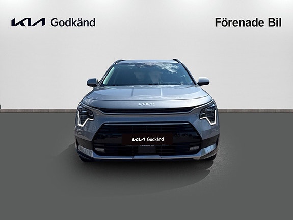 Kia Niro 2 of 5