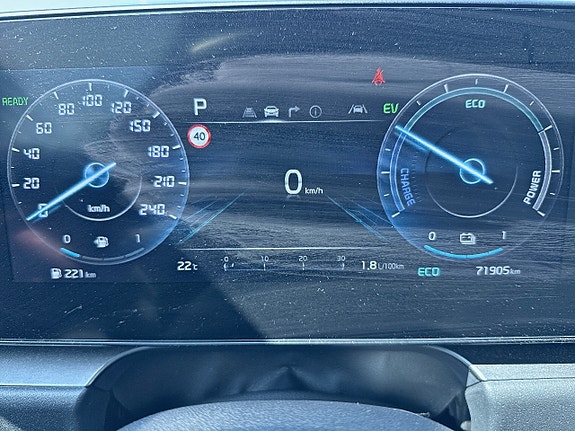 Kia Niro 10 of 16