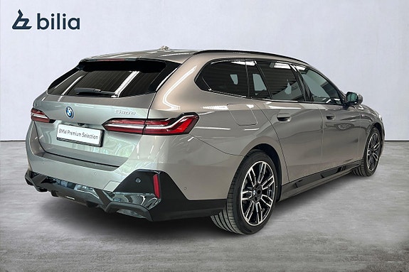 BMW 530e 17 of 18