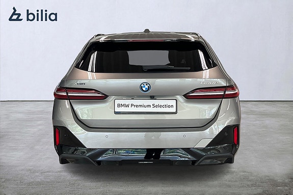 BMW 530e 4 of 18