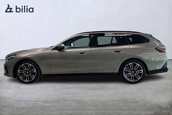 BMW 530e 3 of 18