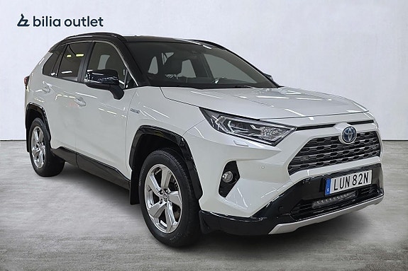 Toyota RAV4 9 of 20