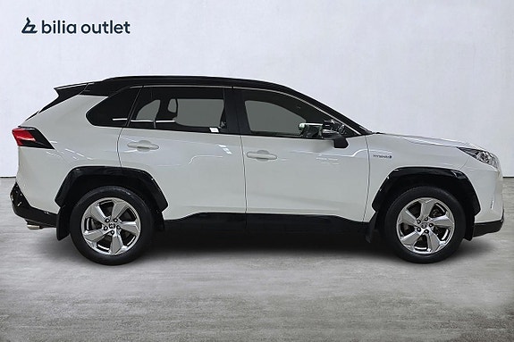 Toyota RAV4 7 of 20